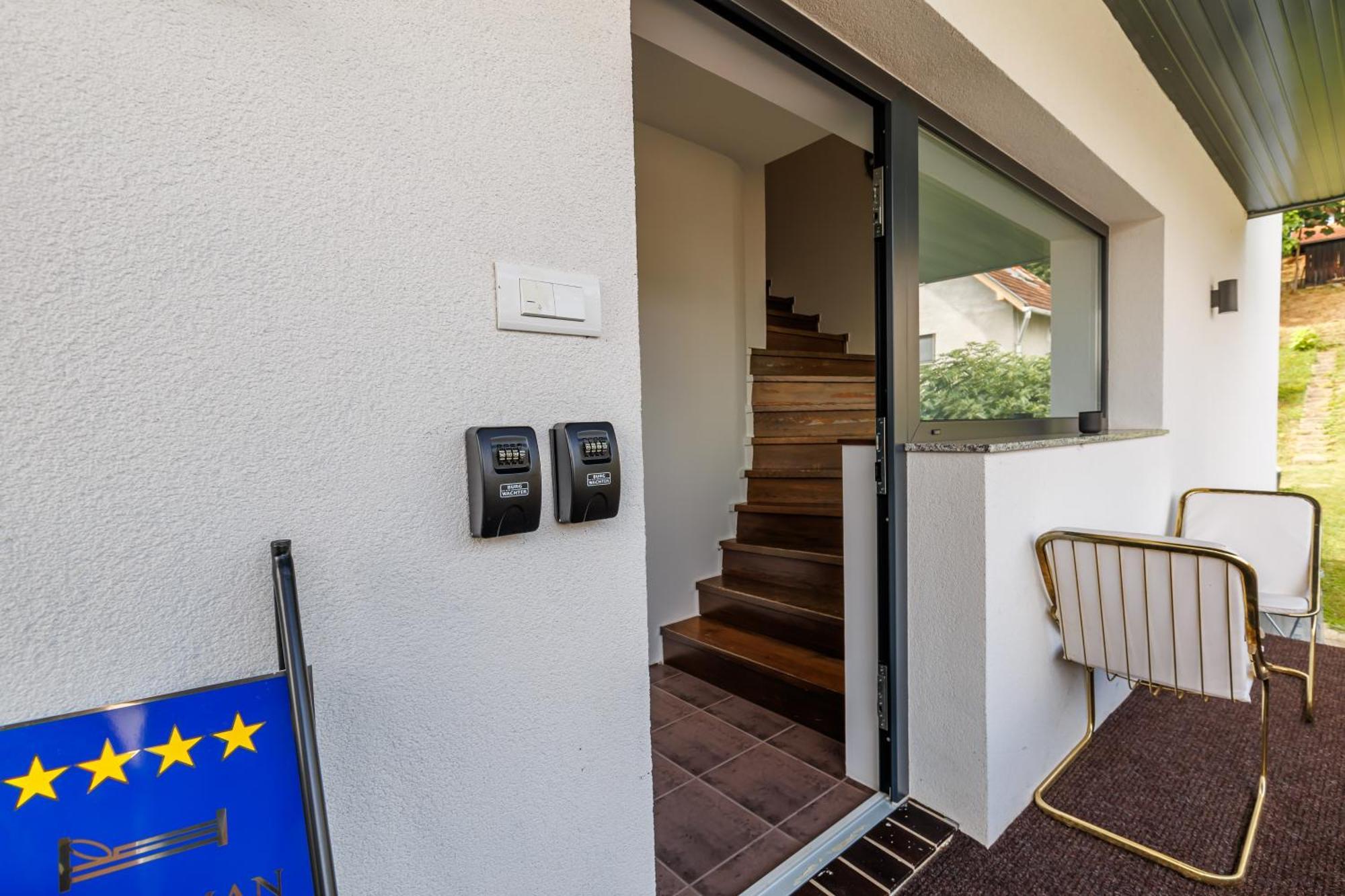 Apartment Urbanapartment5 *